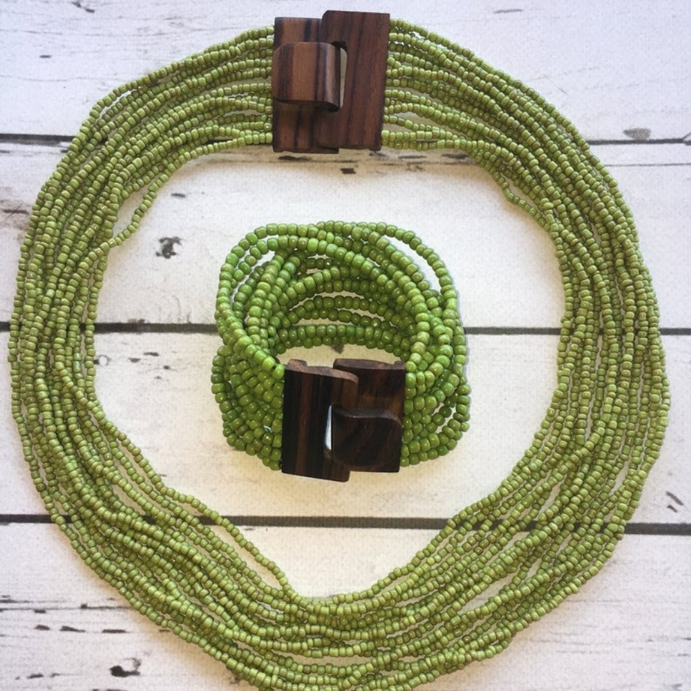 Vintage Green Necklace & Bracelet Set